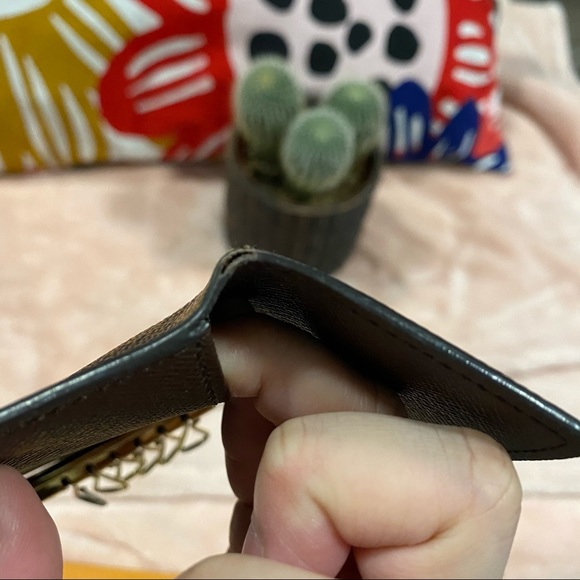Louis Vuitton 6 Key Holder Damier Ebene - Picture 12 of 12